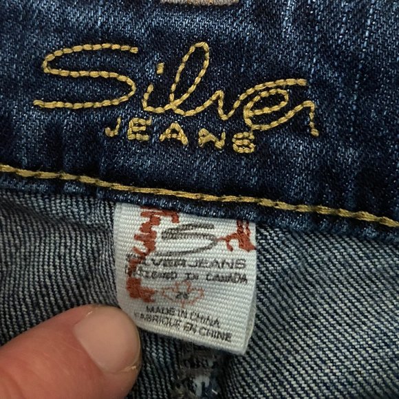 Silver Suki Surplus Jean Shorts - Size 25 - Picture 4 of 8